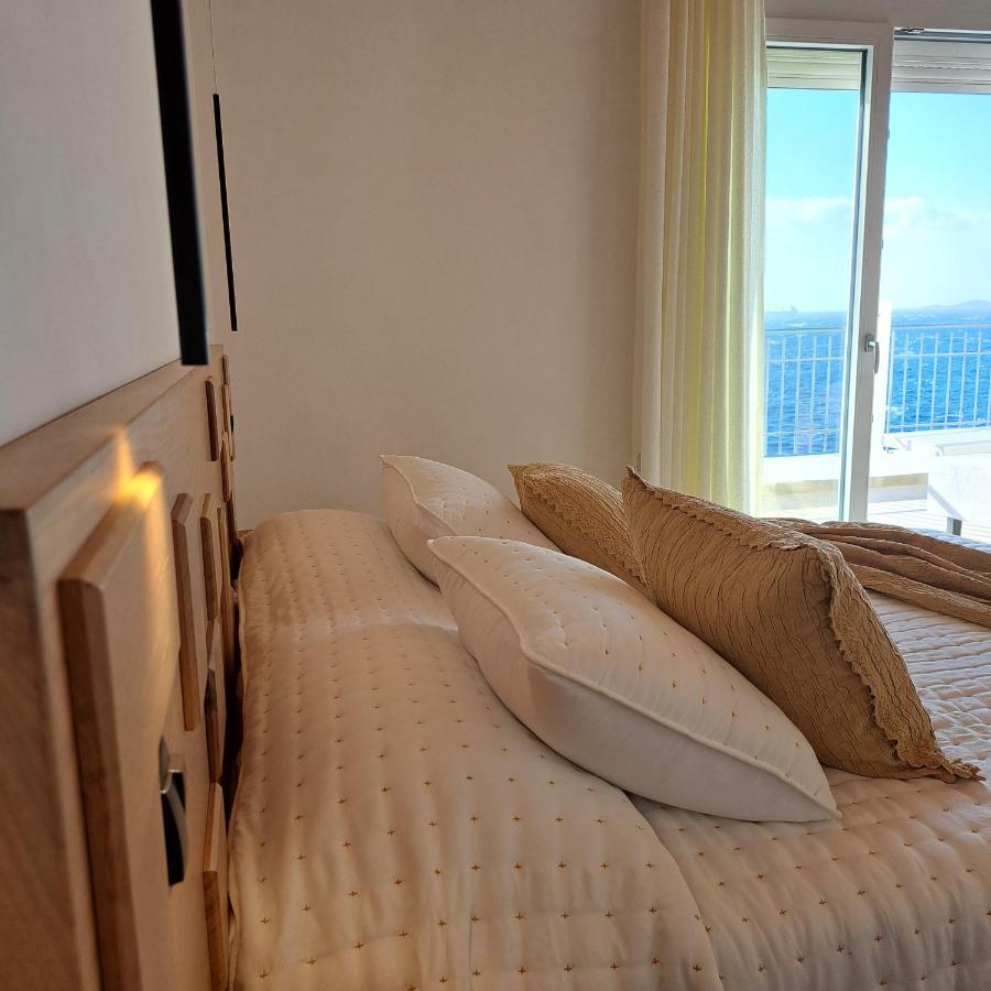 Nisaki Hotel & Elite Suites Ermoupoli Ngoại thất bức ảnh