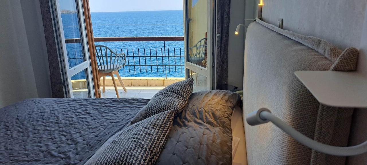 Nisaki Hotel & Elite Suites Ermoupoli Ngoại thất bức ảnh