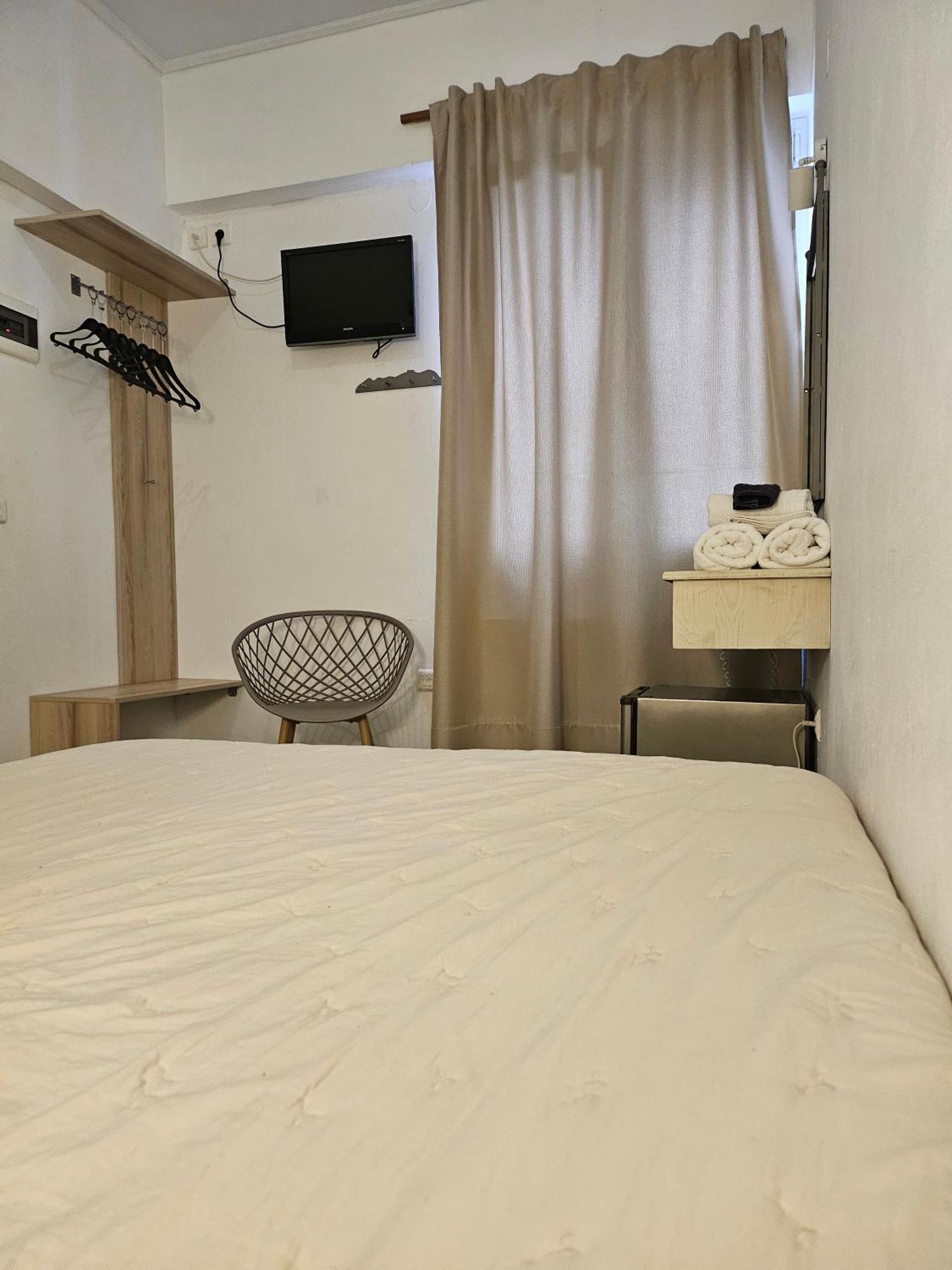 Nisaki Hotel & Elite Suites Ermoupoli Ngoại thất bức ảnh